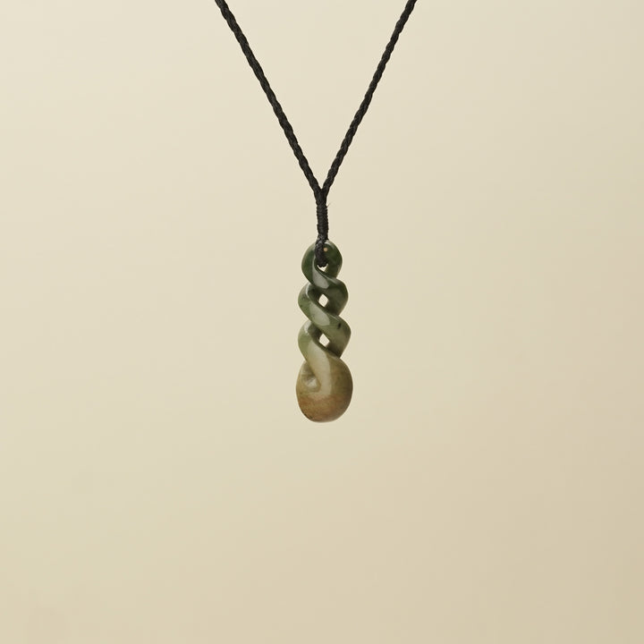 Pikorua Pounamu Triple Medium Pendant