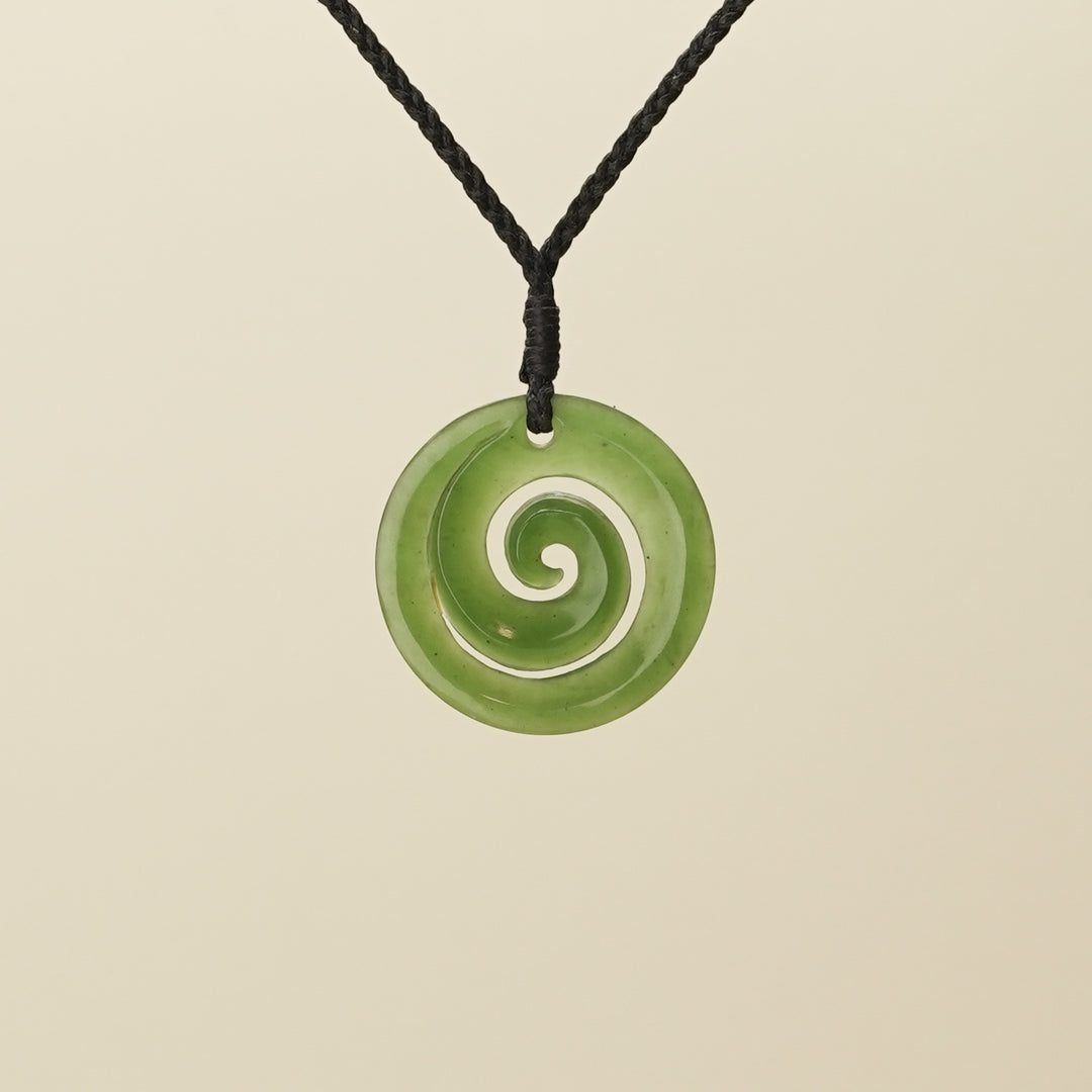Koru kahurangi Pounamu Medium Pendant