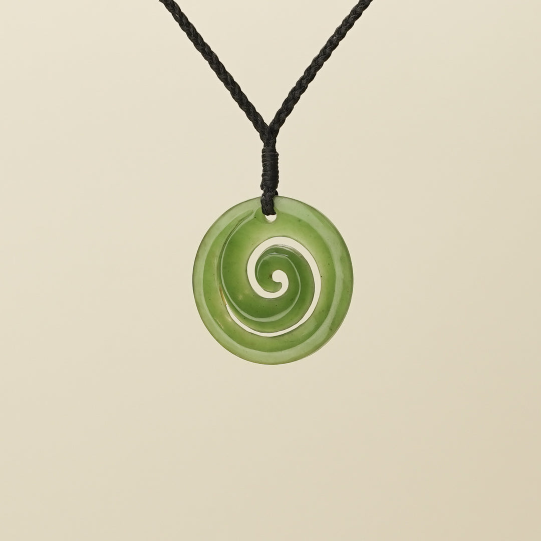Koru kahurangi Pounamu Medium Pendant