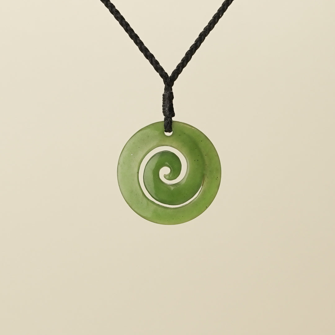 Koru kahurangi Pounamu Medium Pendant