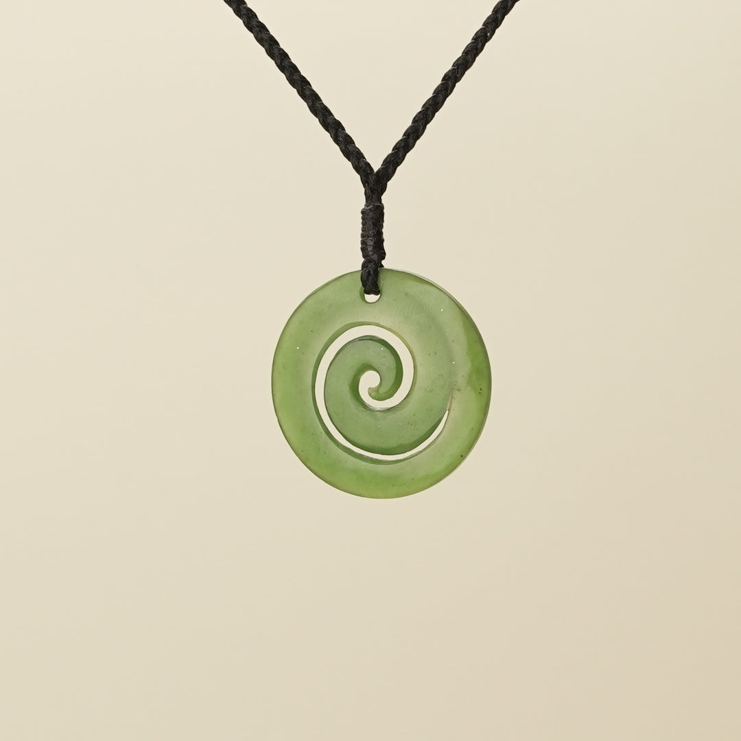 Koru kahurangi Pounamu Medium Pendant