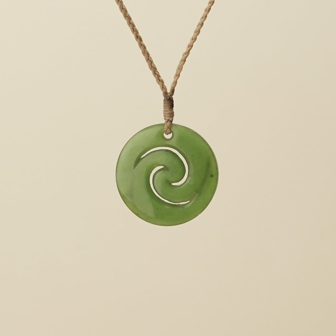 Koru kahurangi Pounamu Medium Pendant