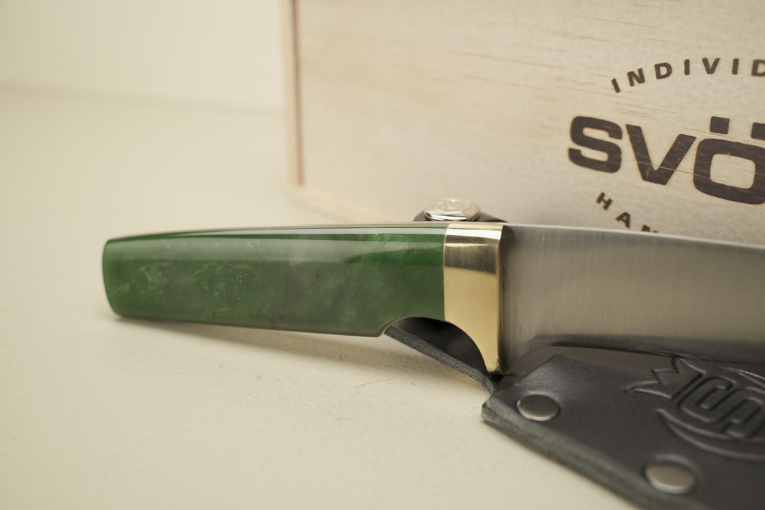 Pounamu Drop-Point Knife Carbon Steel