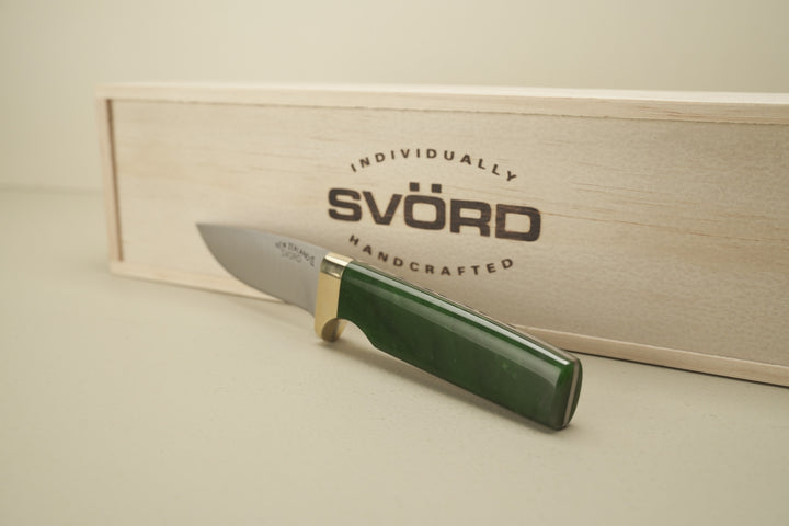 Pounamu Drop-Point Knife Carbon Steel
