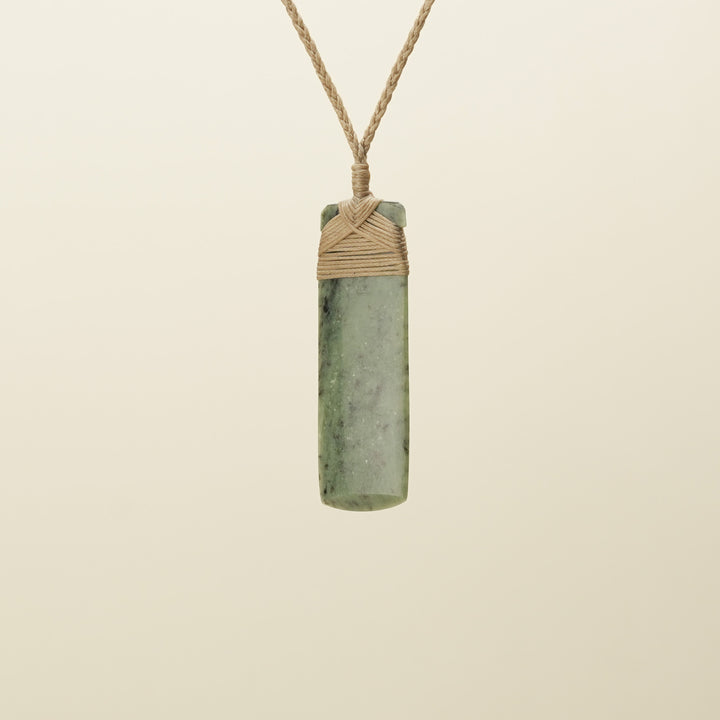 Toki Small Medium Inanga Pounamu Pendant