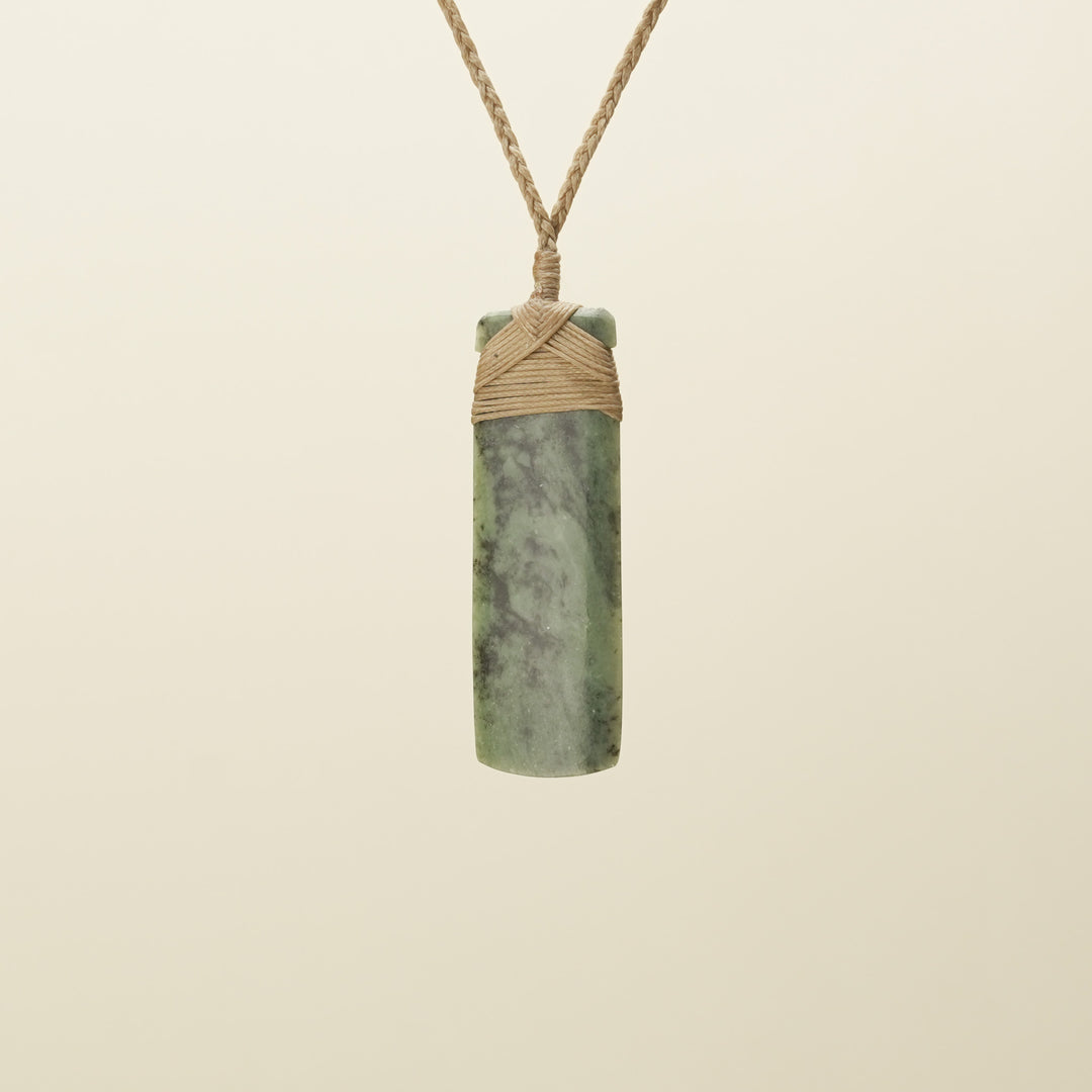Toki Small Medium Inanga Pounamu Pendant