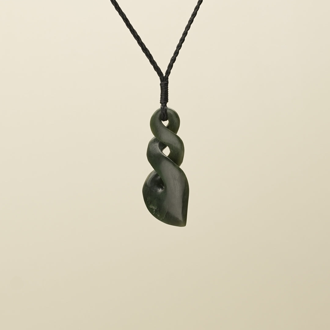 Kawakawa Inanga Pikorua Twist Large Pounamu Pendant