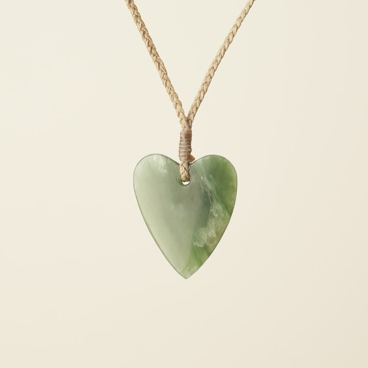 Manawa Heart Kahurangi Pounamu – Small Medium Pendant