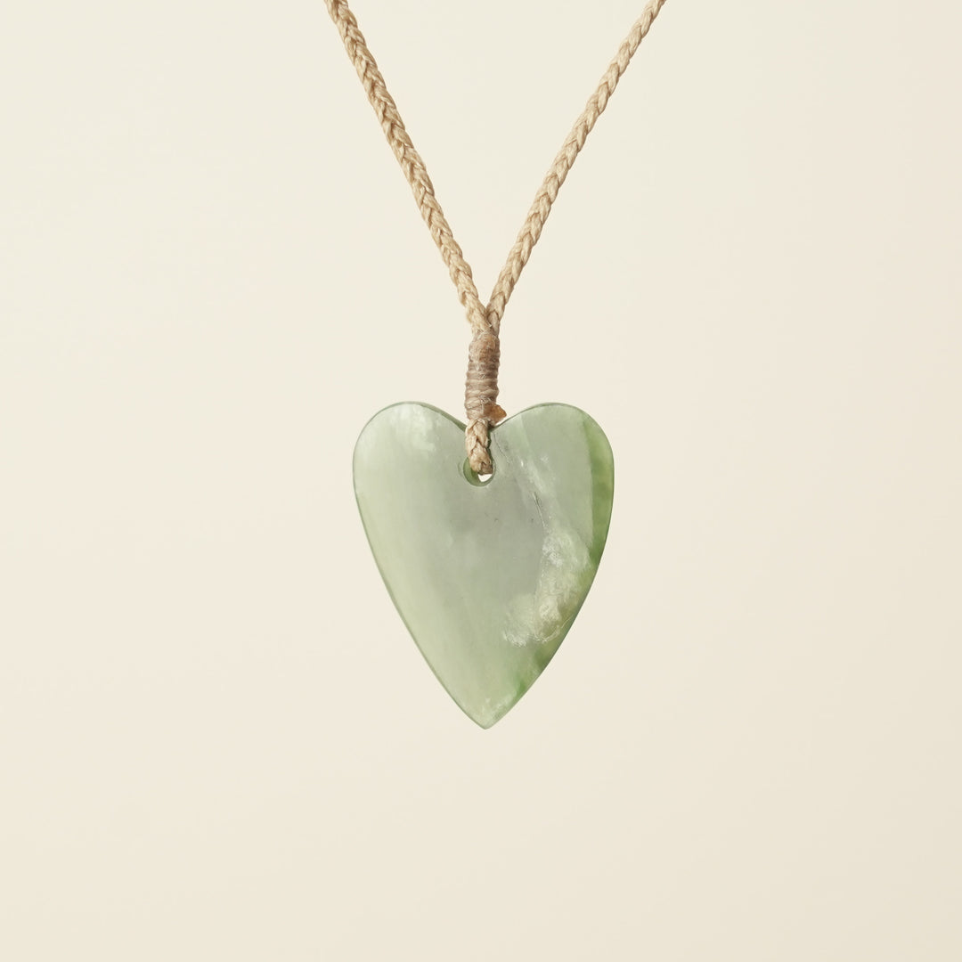Manawa Heart Kahurangi Pounamu – Small Medium Pendant