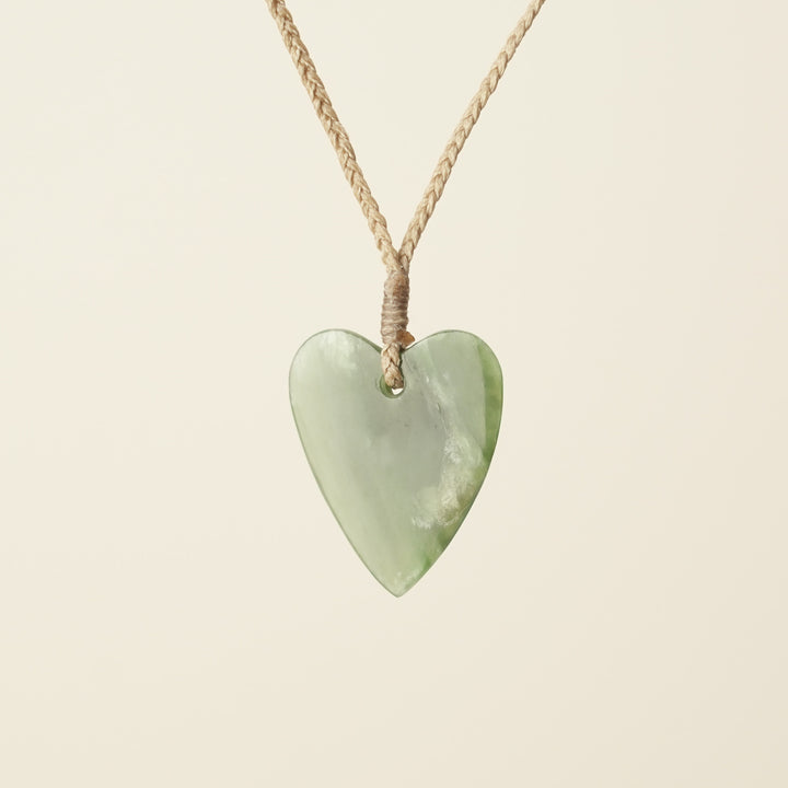 Manawa Heart Kahurangi Pounamu – Small Medium Pendant