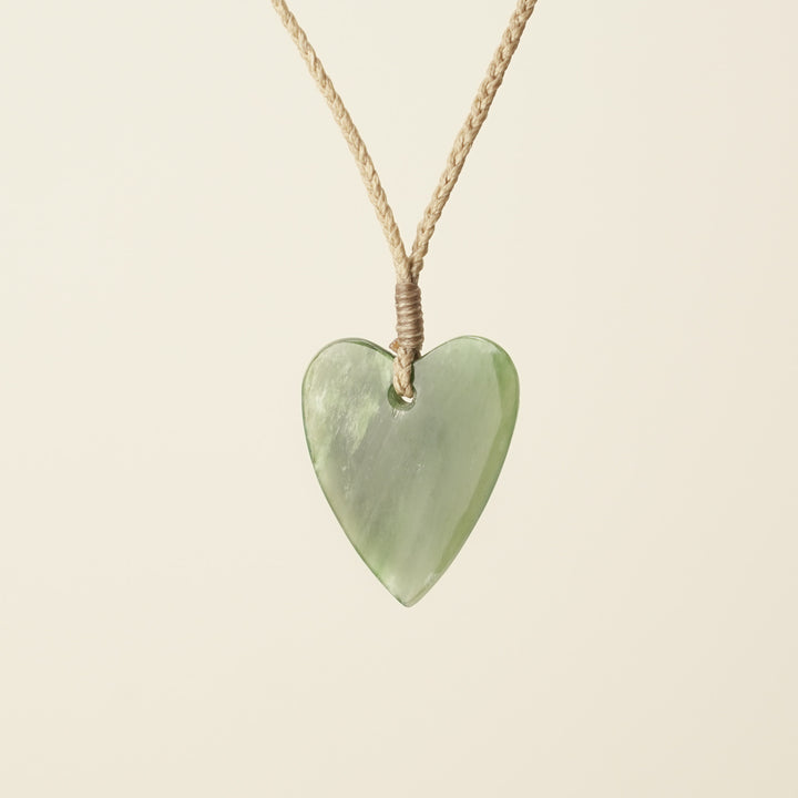 Manawa Heart Kahurangi Pounamu – Small Medium Pendant