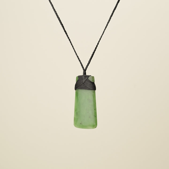 Medium Large Greenstone Toki