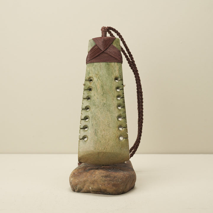 Toki Raukaraka Pounamu Sculpture