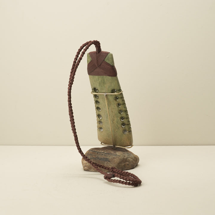 Toki Raukaraka Pounamu Sculpture