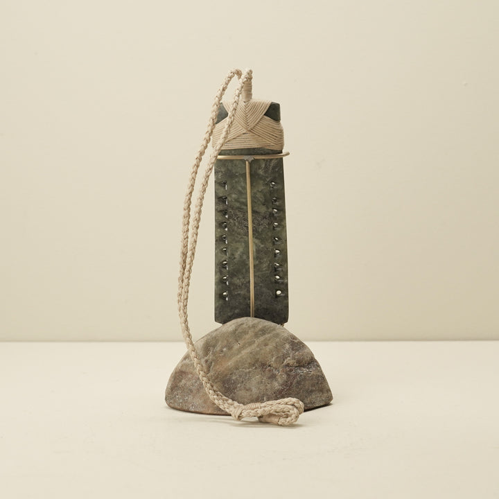 Toki Hapopo Pounamu Sculpture