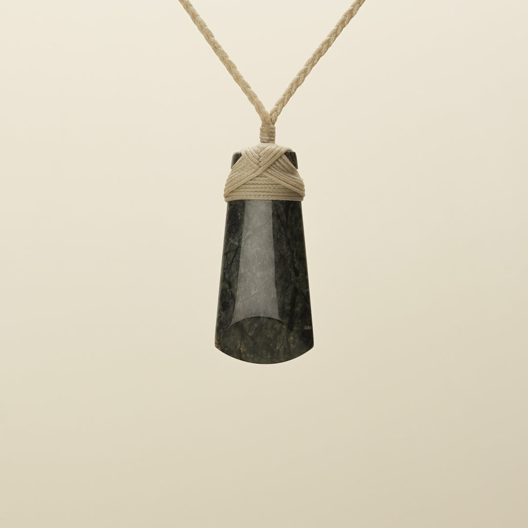Tangiwai Bowenite Small Toki Pendant