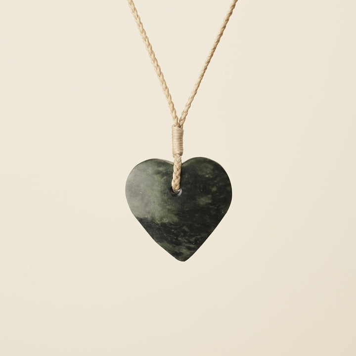 Manawa Heart Kawakawa Pounamu Small – Medium Pendant