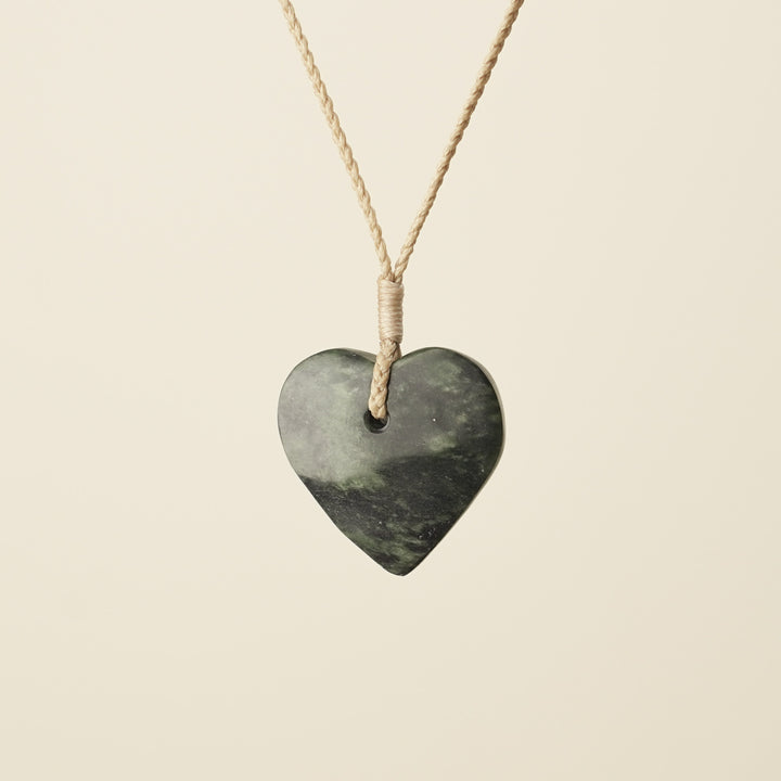 Manawa Heart Kawakawa Pounamu Small – Medium Pendant