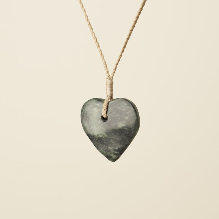 Manawa Heart Kawakawa Pounamu Small – Medium Pendant