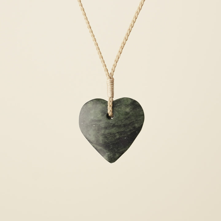 Manawa Heart Kawakawa Pounamu Small – Medium Pendant