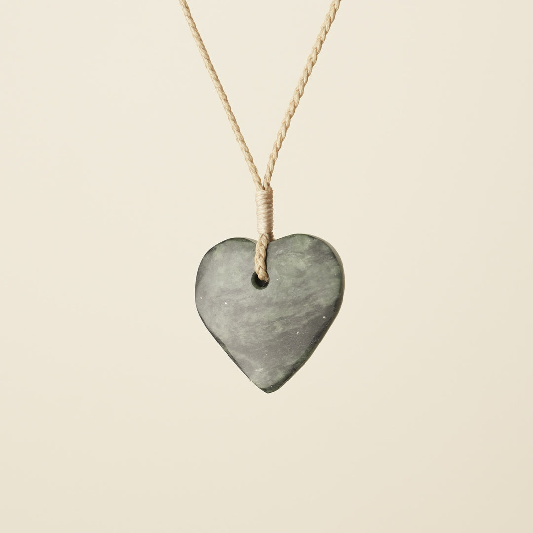 Manawa Heart Kawakawa Pounamu Small – Medium Pendant