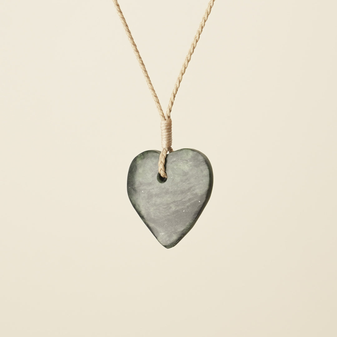 Manawa Heart Kawakawa Pounamu Small – Medium Pendant