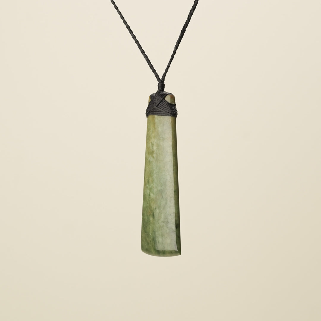 Extra Large Greenstone Toki, Matte