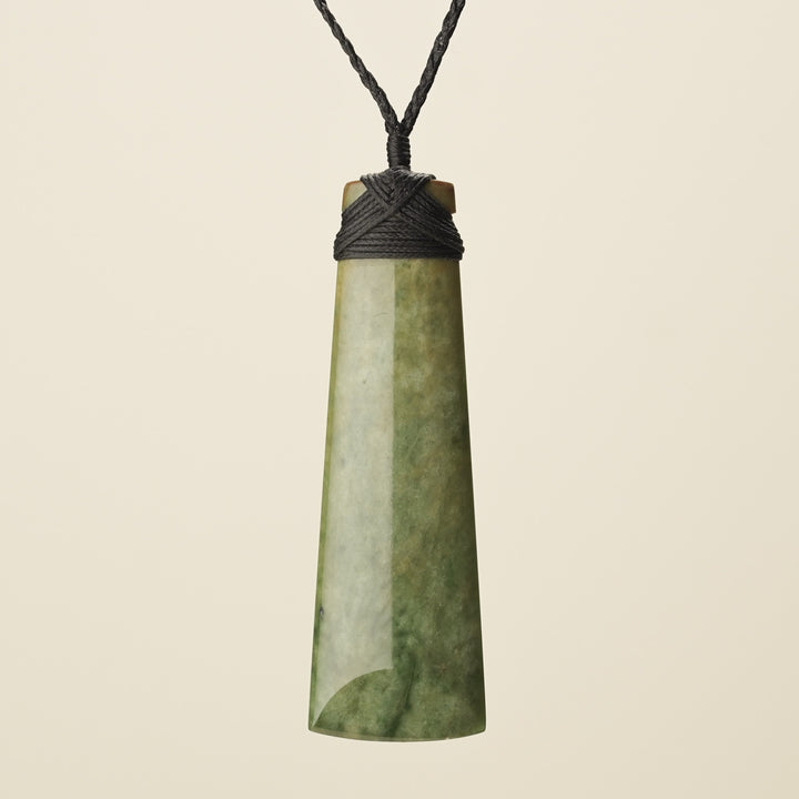Extra Large Greenstone Toki, Matte