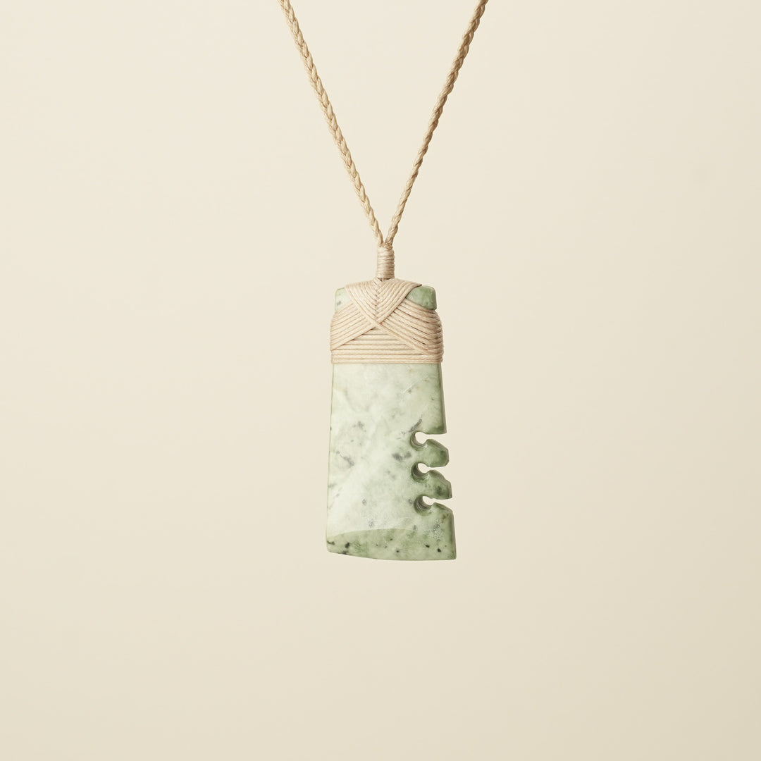 Notched Toki Inanga Medium – Pendant