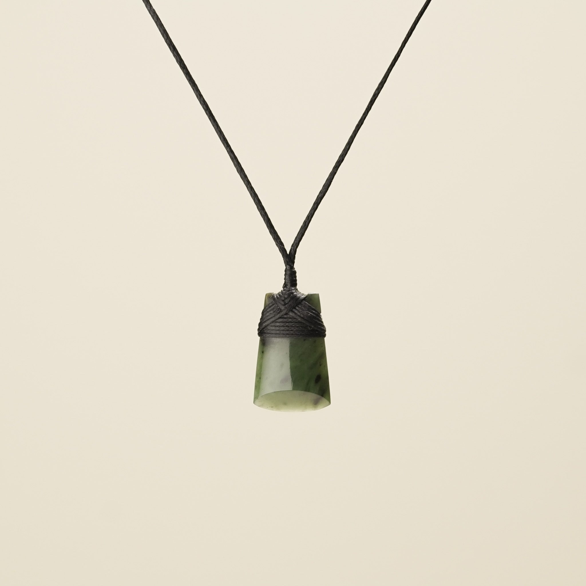 Pēpi Toki Pounamu, Black Binding – Arrowtown Stonework