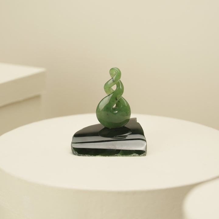 Small Greenstone Pikorua on Base