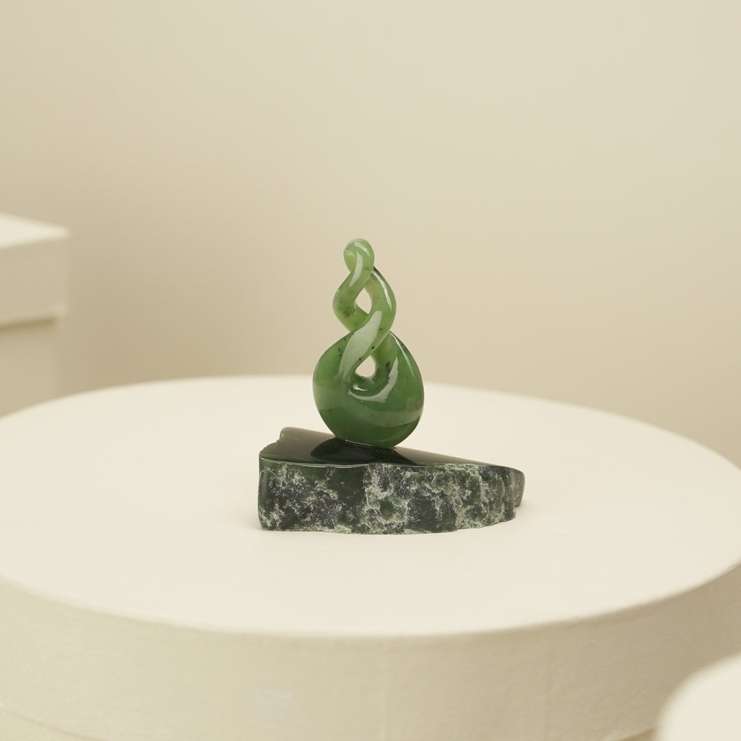 Small Greenstone Pikorua on Base