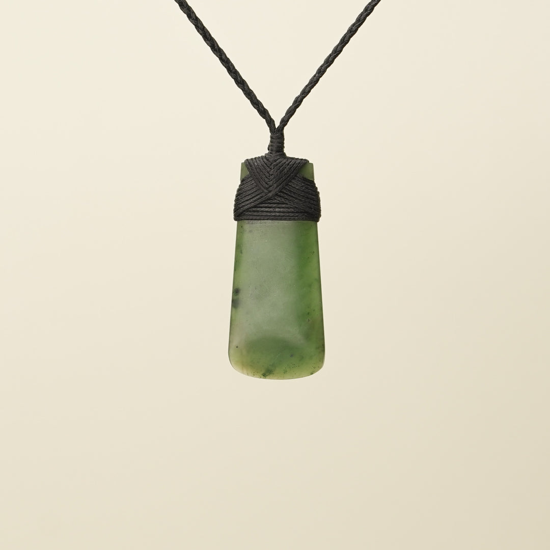 Medium Kahurangi Pounamu Toki