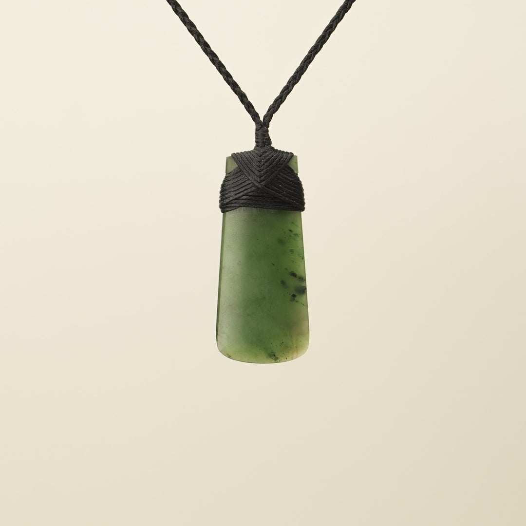 Medium Kahurangi Pounamu Toki