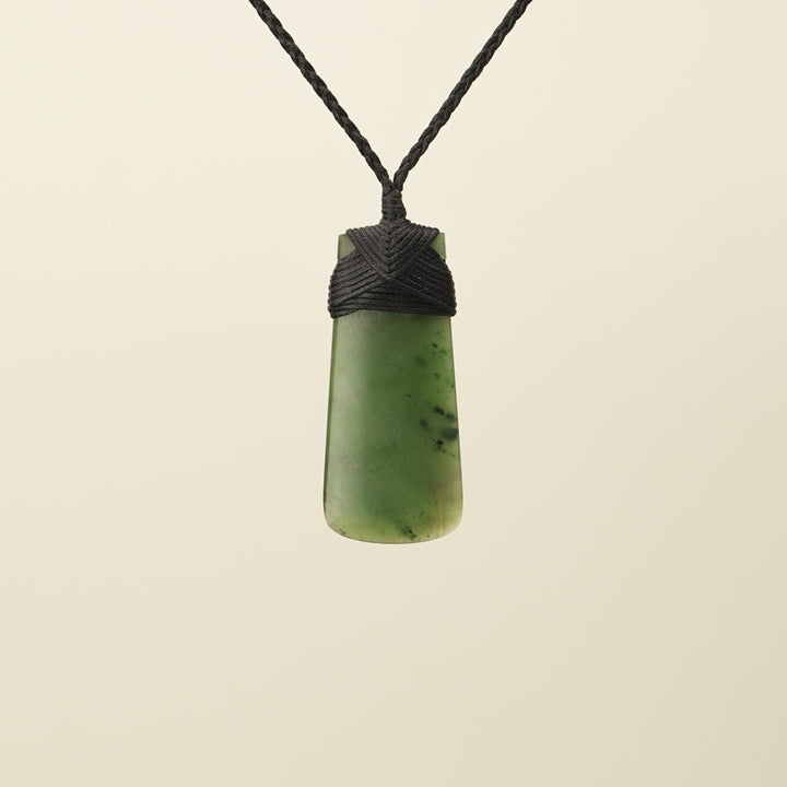 Medium Kahurangi Pounamu Toki