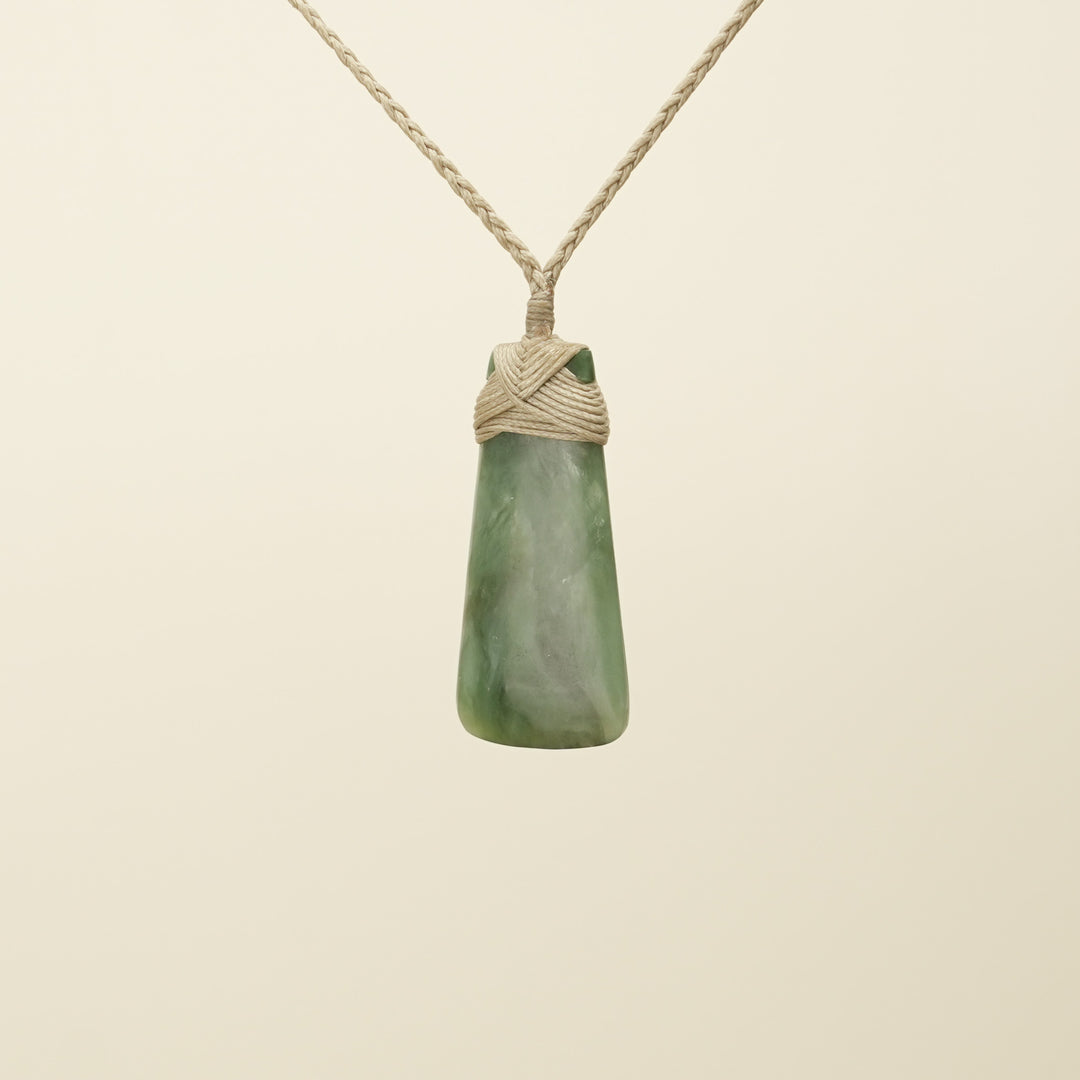Small Inanga Toki Pounamu Pendant