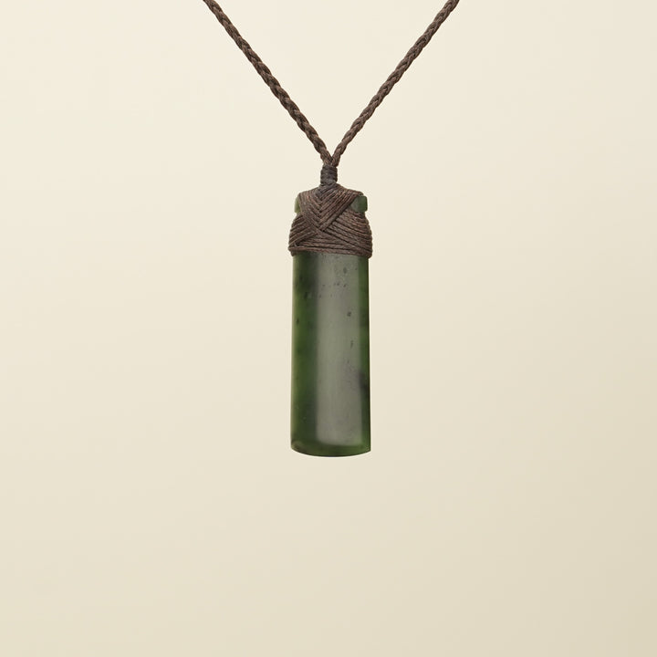 Small Kahurangi Toki Pounamu Pendant
