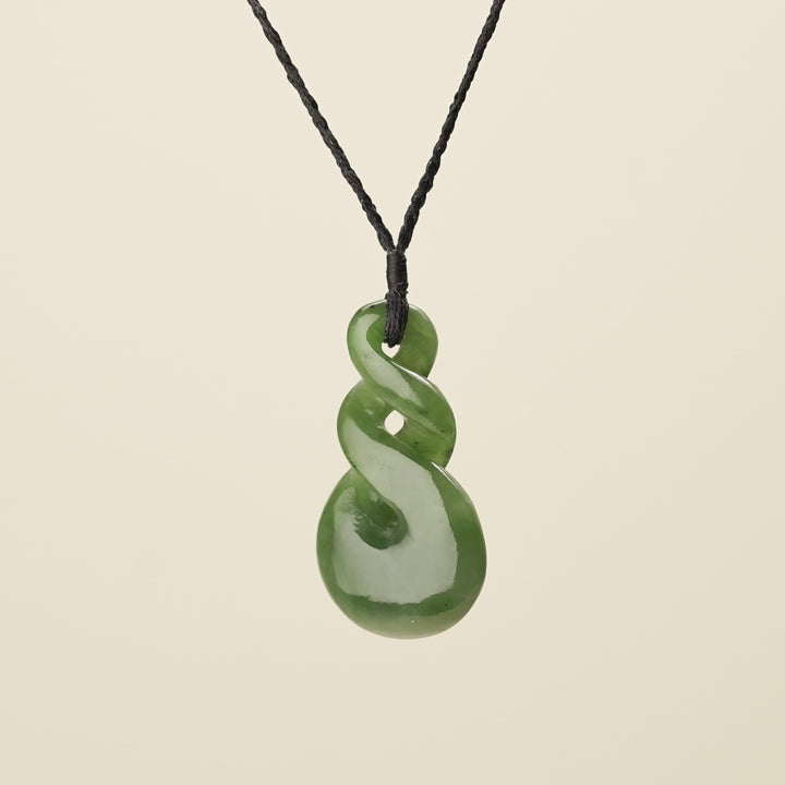 Double Pikorua Twist Pounamu – Large