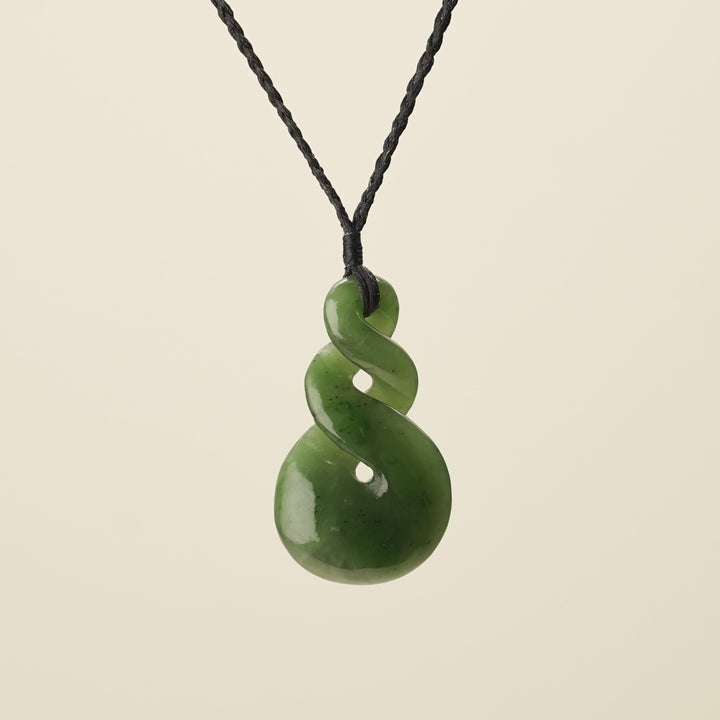 Double Pikorua Twist Pounamu – Large