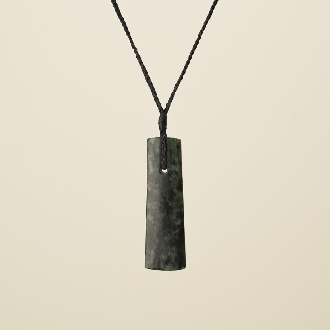 Toki Kōkopu Pounamu Medium Large Pendant