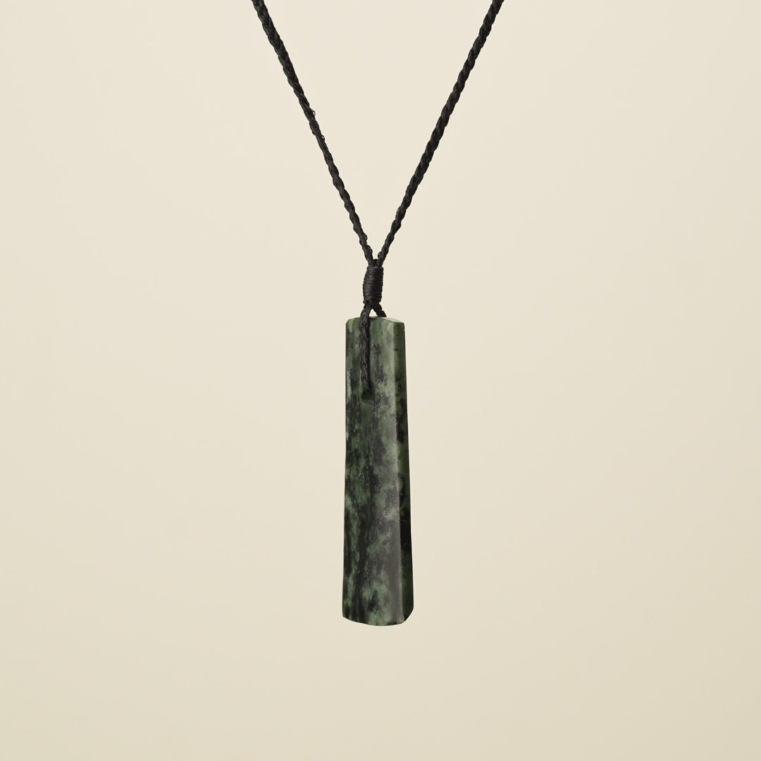Toki Kōkopu Pounamu Medium Large Pendant