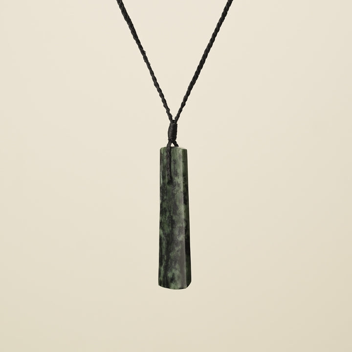 Toki Kōkopu Pounamu Medium Large Pendant