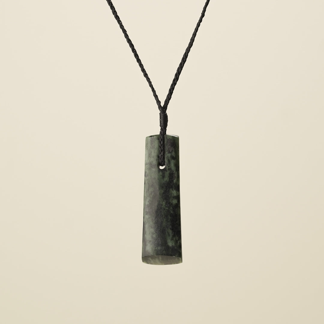 Toki Kōkopu Pounamu Medium Large Pendant