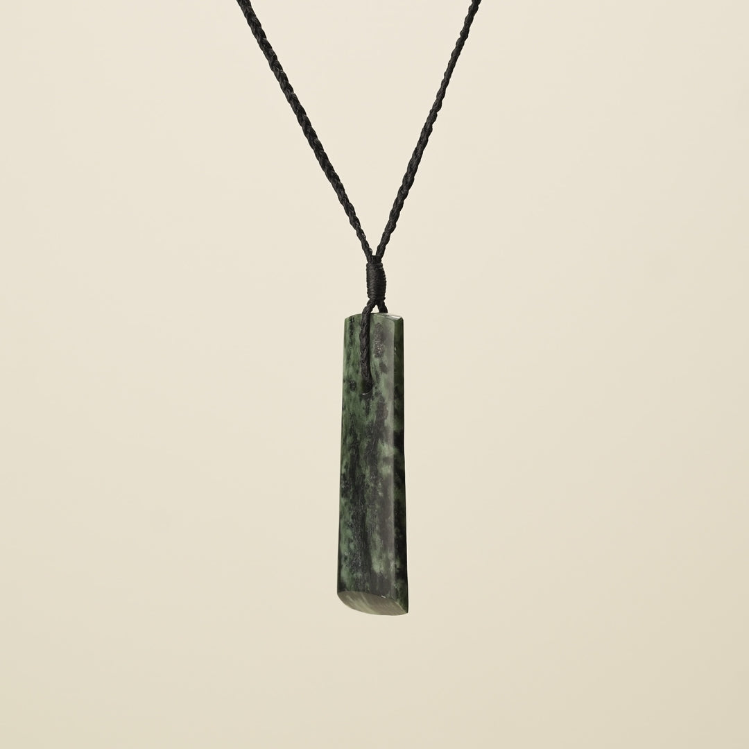 Toki Kōkopu Pounamu Medium Large Pendant