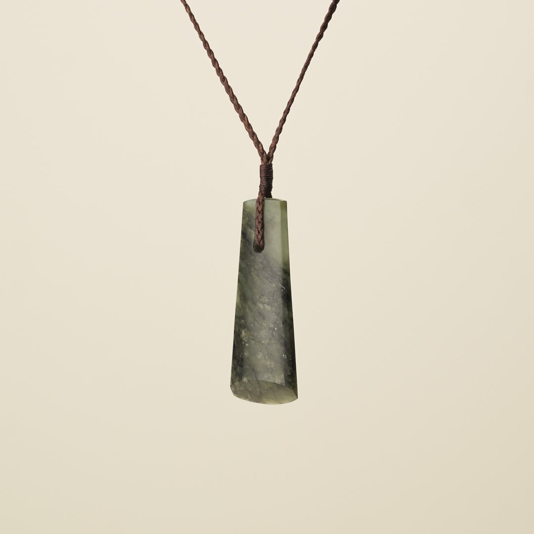 Toki Kōkopu Pounamu Medium Large Pendant, Brown Binding