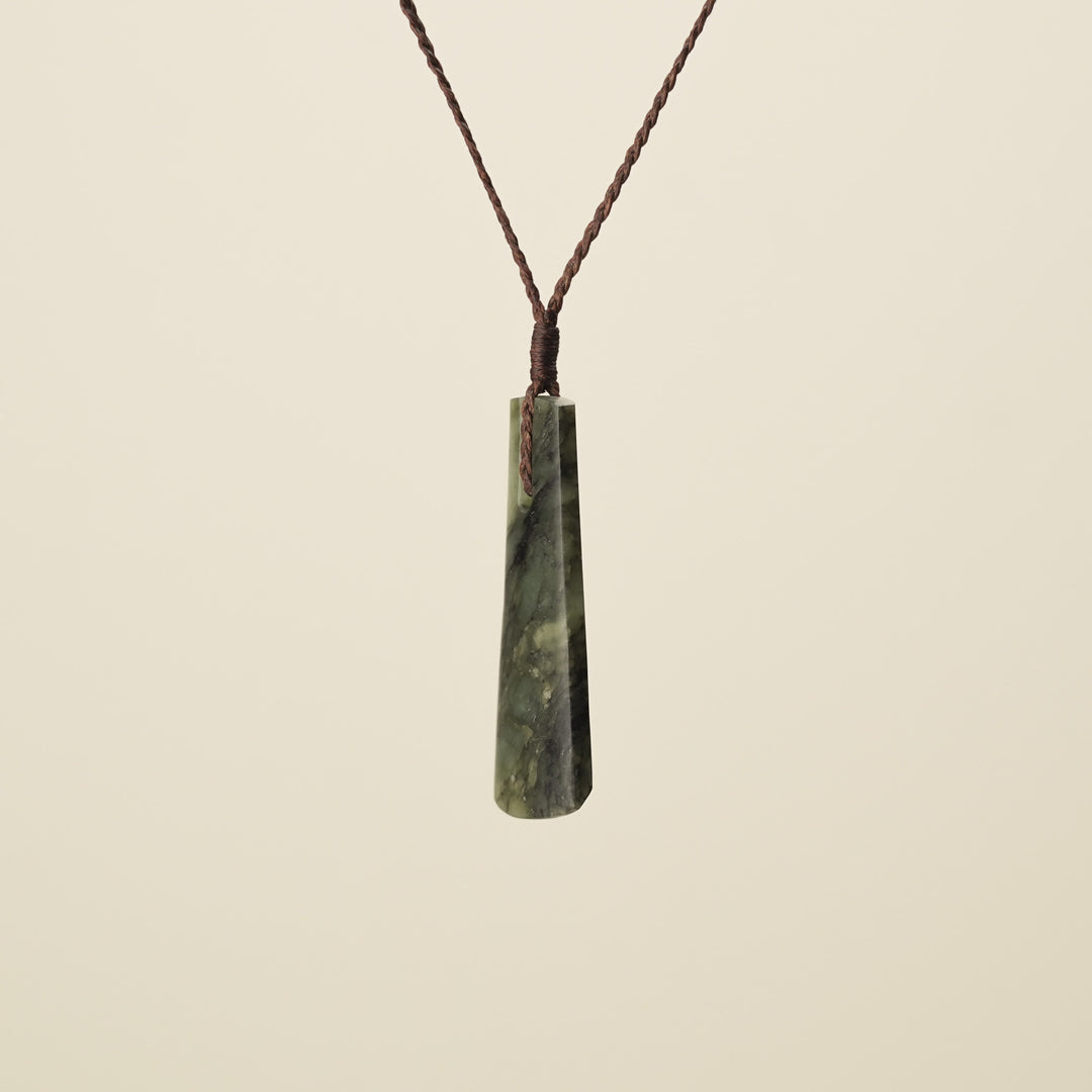 Toki Kōkopu Pounamu Medium Large Pendant, Brown Binding