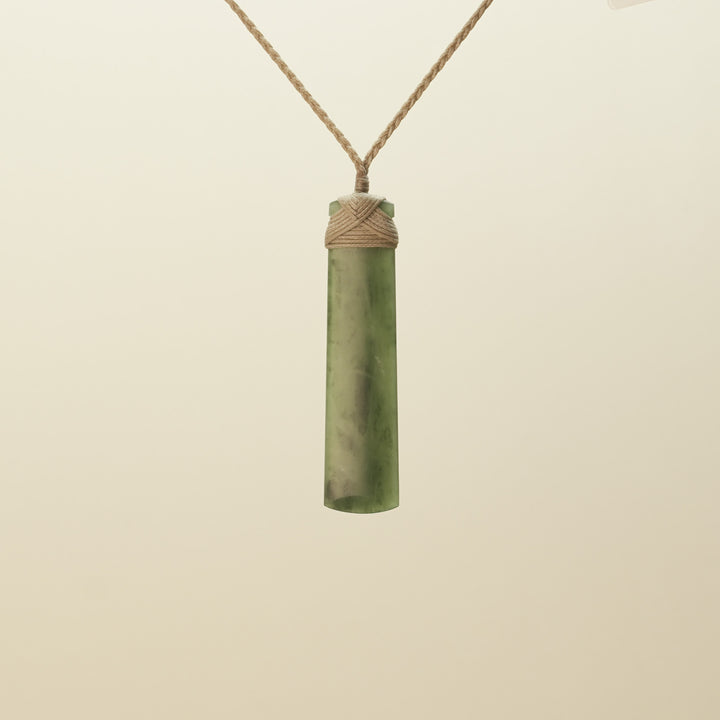 Toki Kahurangi Medium Large Pounamu Pendant