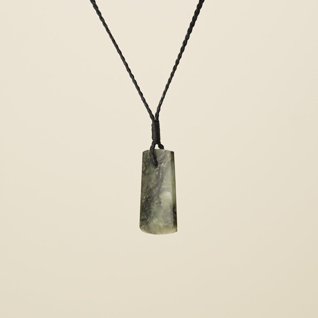 Toki Kōkopu Pounamu Small Pendant, Black Binding