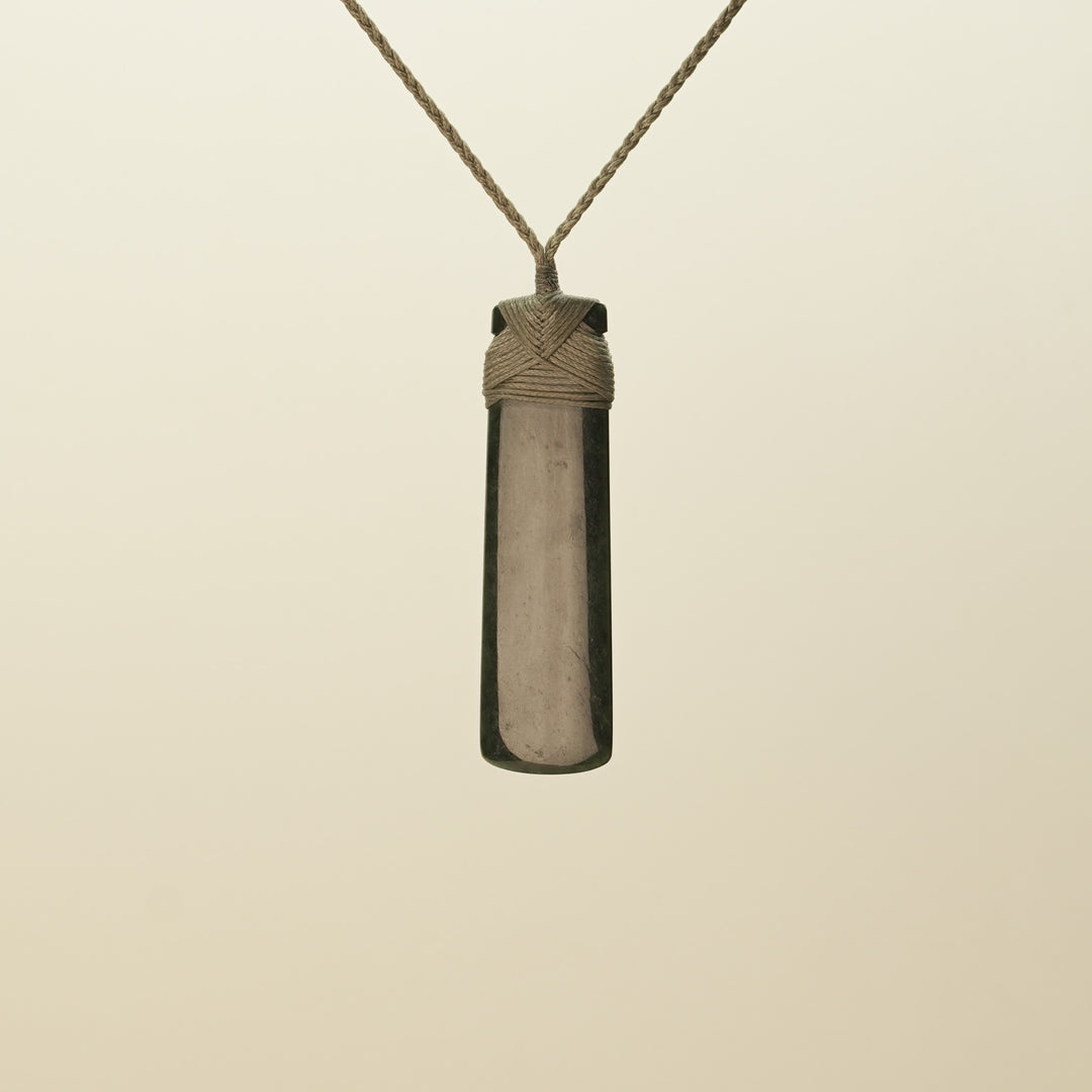 Toki Kawakawa Medium Large Pounamu Pendant