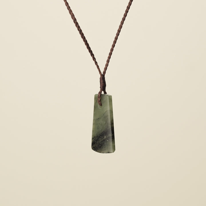Toki Kōkopu Pounamu Small Pendant, Brown Binding